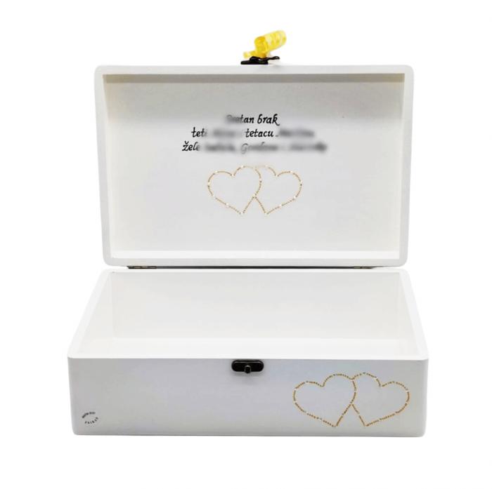 Personalizirana Kutija uspomena poklon je za godišnjicu braka Kutija je ručni rad, nosi rukom pisan i pomno odabran citat baš za osobu kojoj darujete