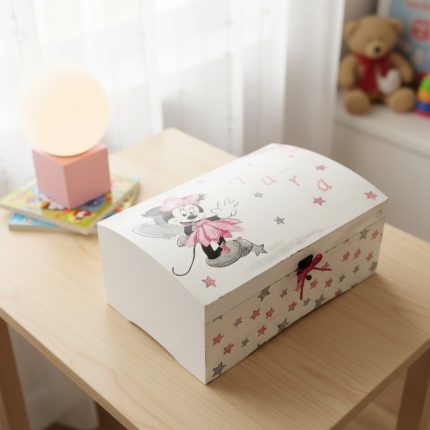 personalizirana kutija uspomena s imenom – ručni rad s medvjedićem i zvjezdicama