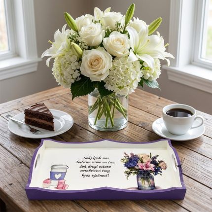 personalizirani poslužavnik s inspirativnim citatom