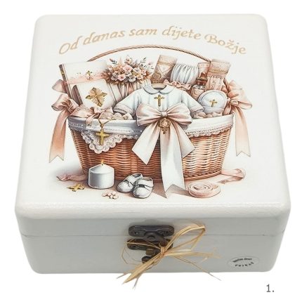 Personalizirana kutija uspomena za krštenje – bijela kutija s natpisom „Od danas sam dijete Božje“