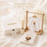 Personalizirani premium set za krštenje s Biblijom, krsnom svijećom i košuljicom s imenom Marijeta i datumom.